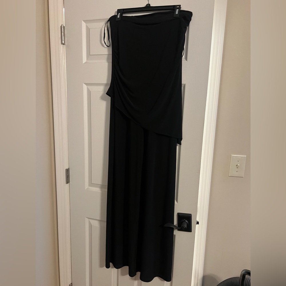 Women’s WHBM strapless romper like new size L